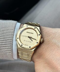 AUDMARS PIGUET ROYAL OAK
